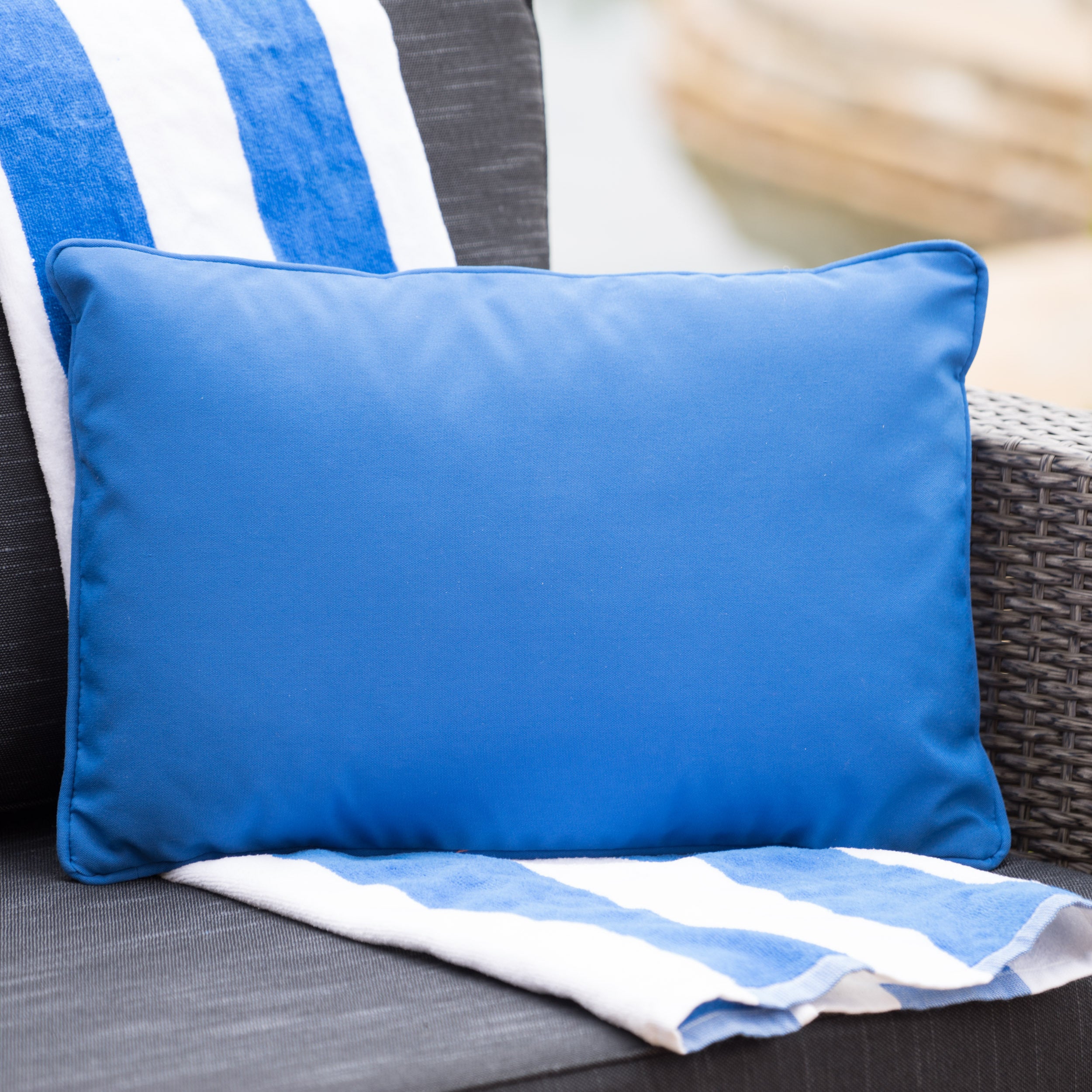 CORONADO RECTANGULAR PILLOW blue